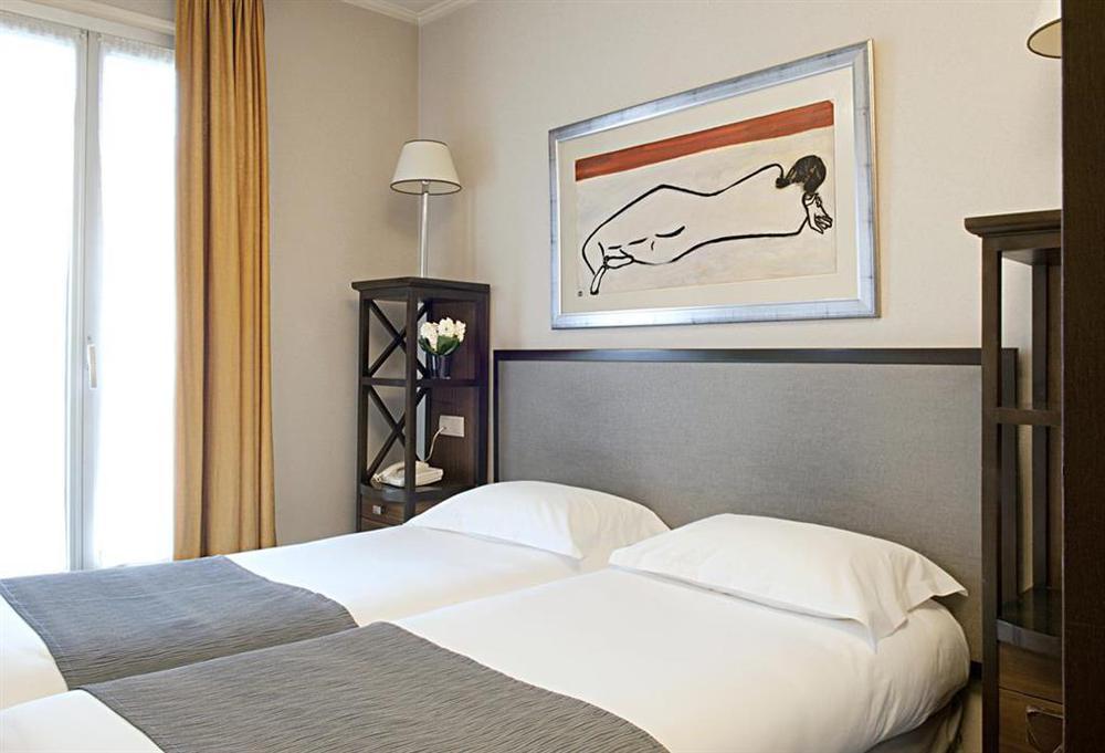 โฮเต็ล เด เนชันส์ แซงต์ แชแมง Hotel ปารีส ห้อง รูปภาพ